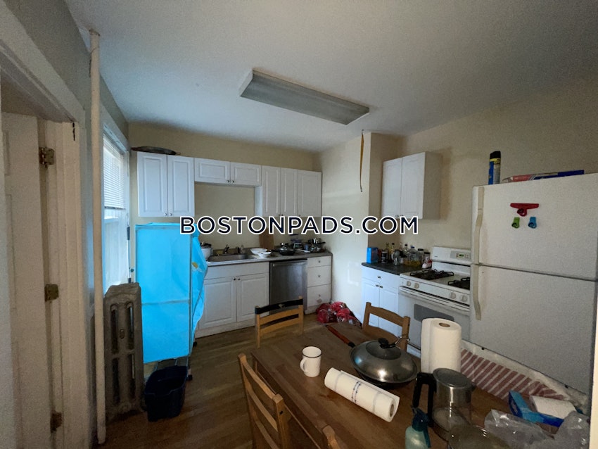 BOSTON - ALLSTON - 1 Bed, 2 Baths - Image 4