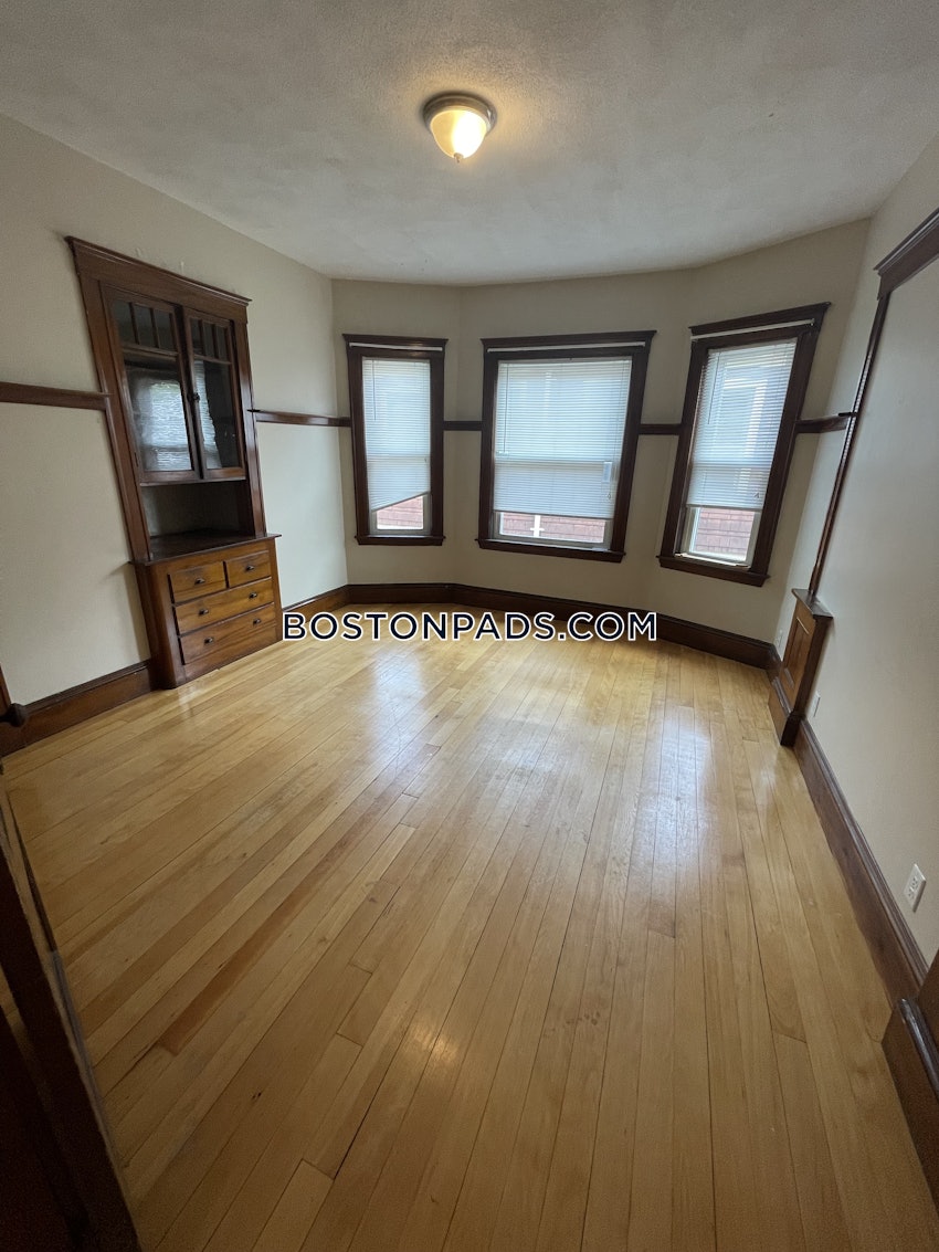 MEDFORD - TUFTS - 1 Bed, 1 Bath - Image 67