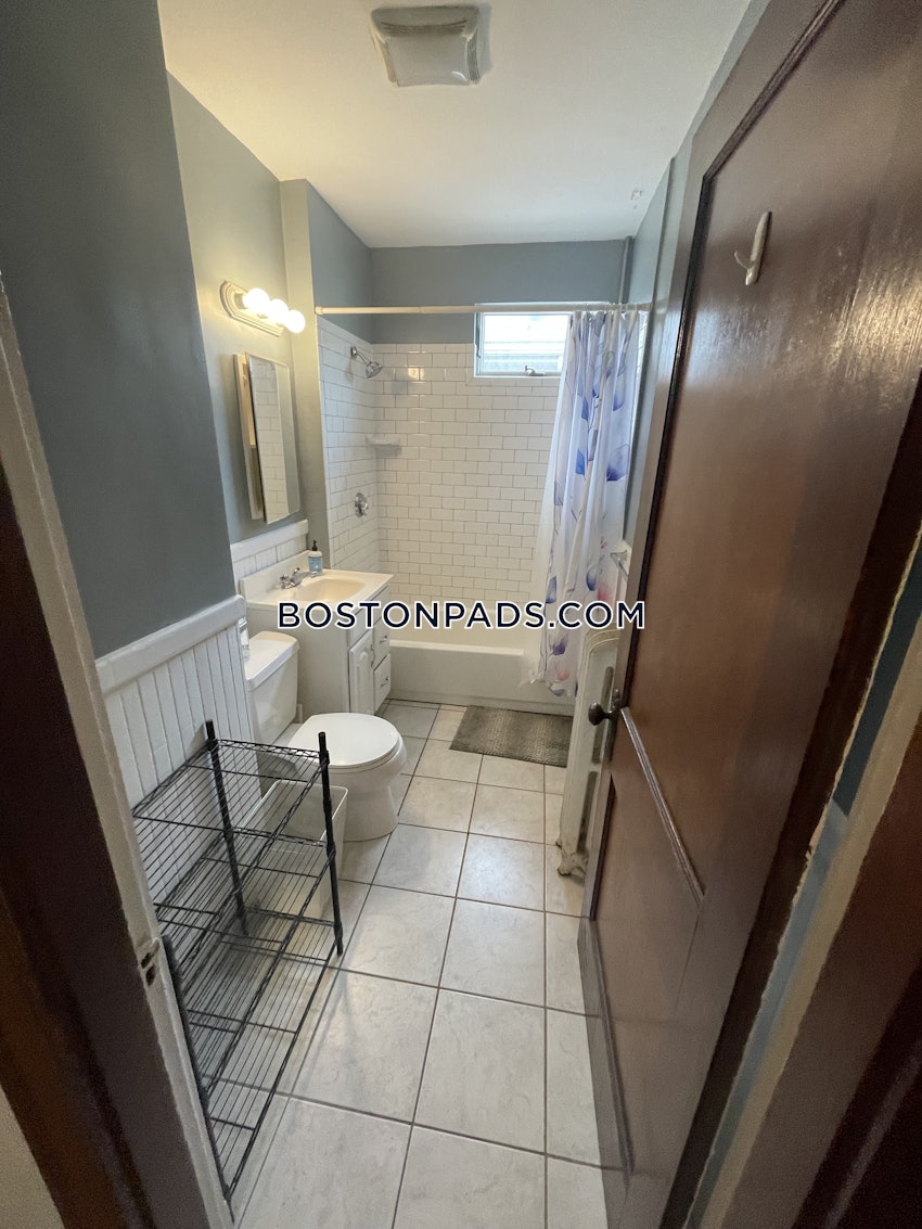 MEDFORD - TUFTS - 1 Bed, 1 Bath - Image 95