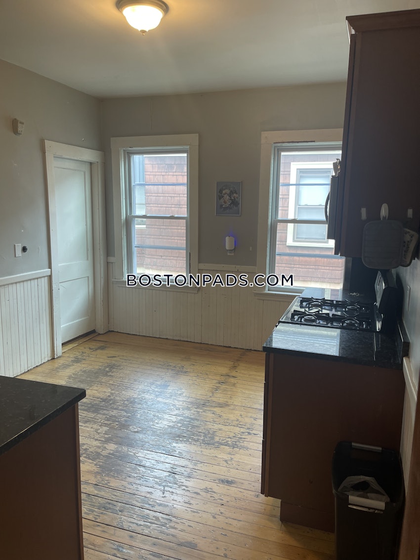 MEDFORD - TUFTS - 1 Bed, 1 Bath - Image 58