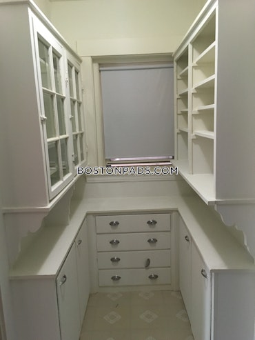 Somerville - 4 Beds, 1 Baths