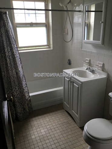 Somerville - 4 Beds, 1 Baths