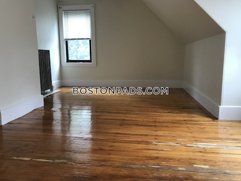 Quint Ave. Boston photo 40