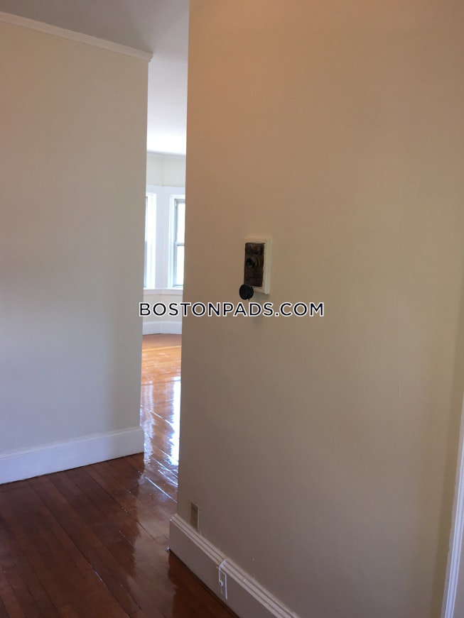 Somerville - $3,350+ /mo