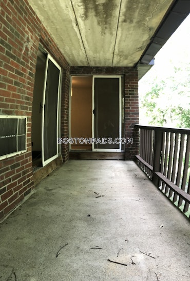Boston - 1 Beds, 1 Baths
