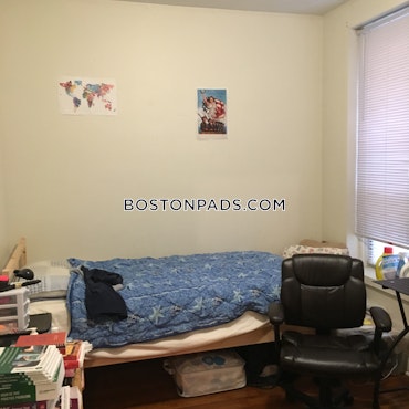 Boston - 2 Beds, 1 Baths