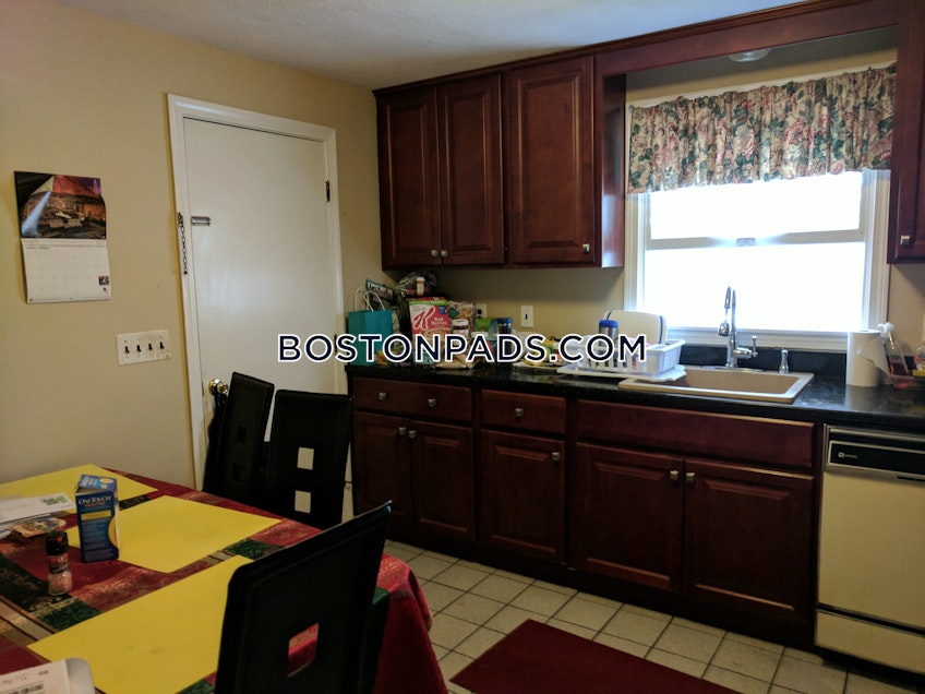 Arlington - $3,200+ /month