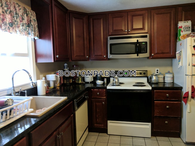 Arlington - $3,200+ /mo