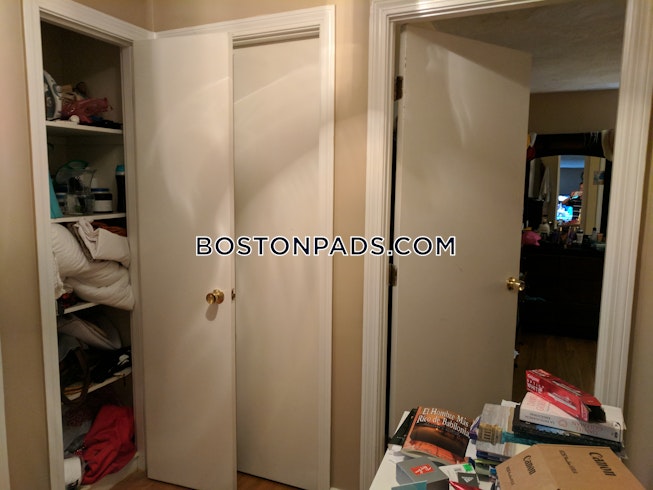 Arlington - $3,200+ /mo