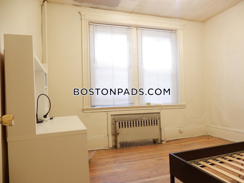 Boston - $2,250+ /month