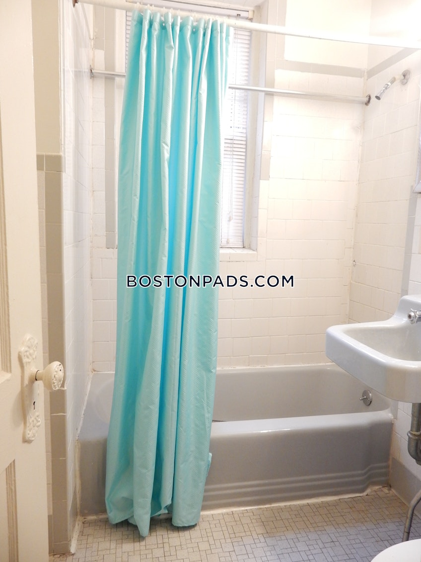 Boston - $2,250+ /month