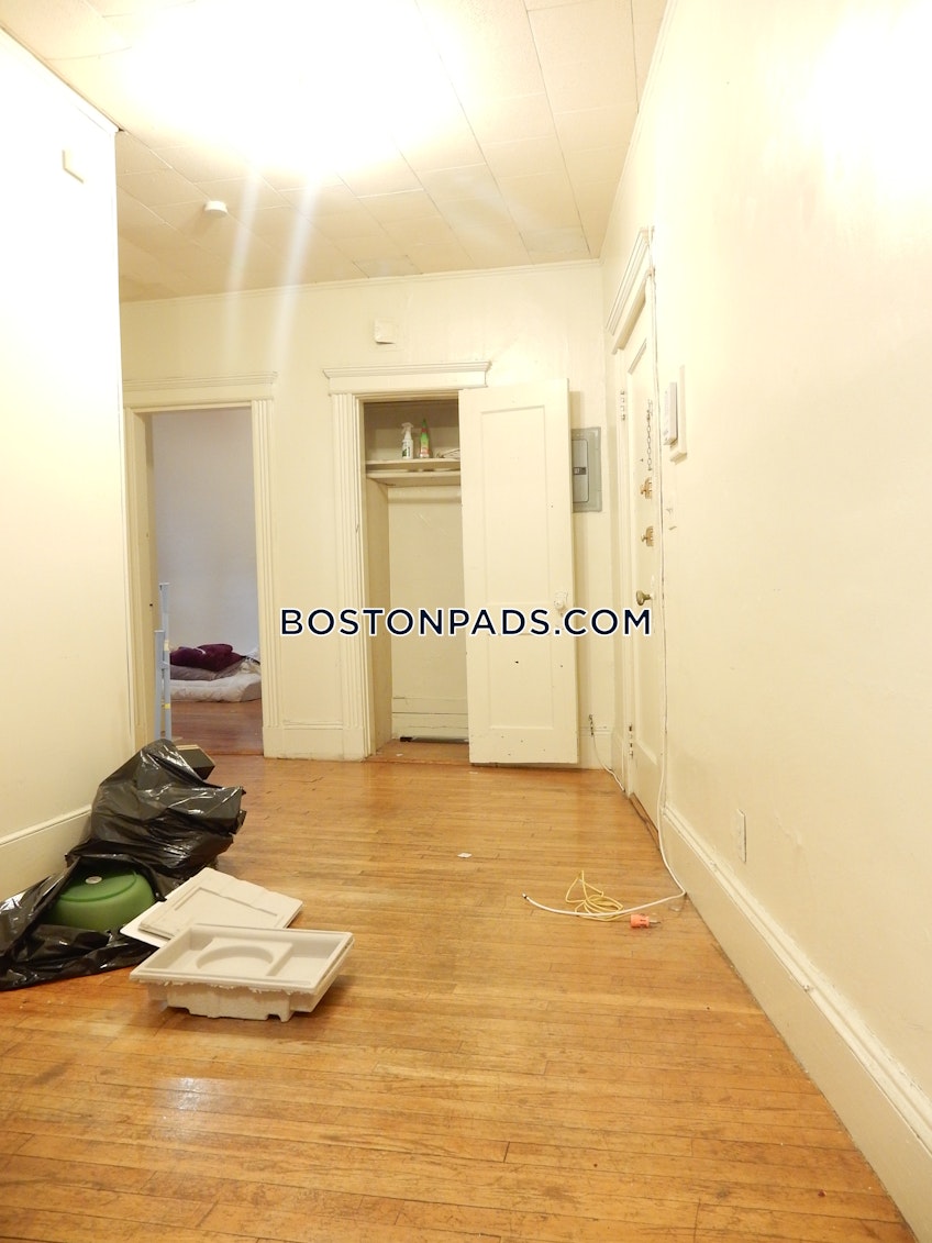Boston - $2,250+ /month