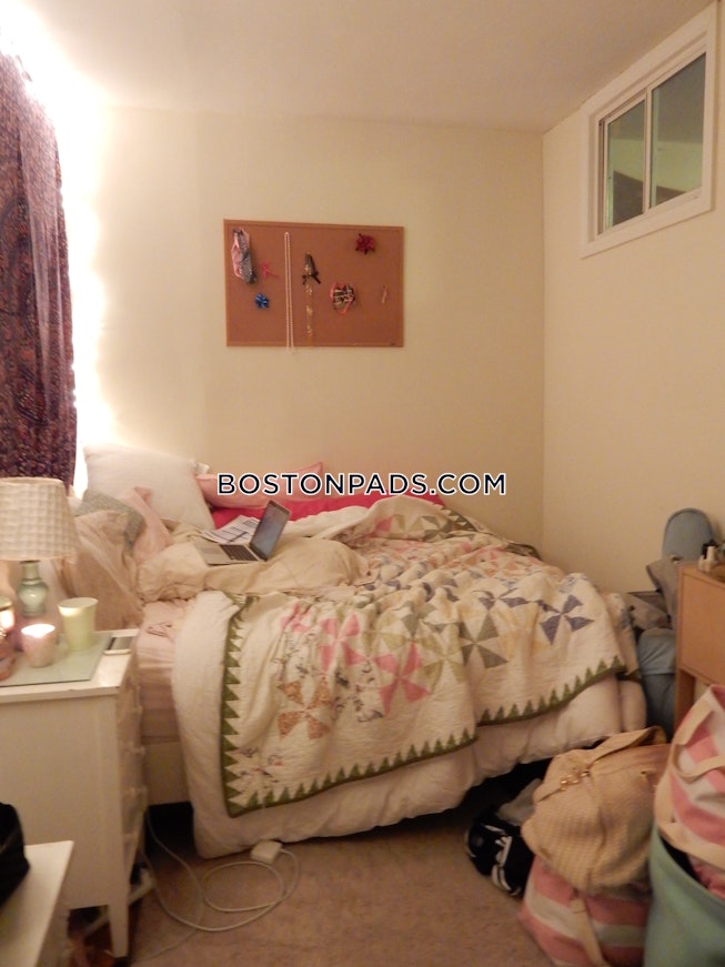 Boston - $3,200+ /mo