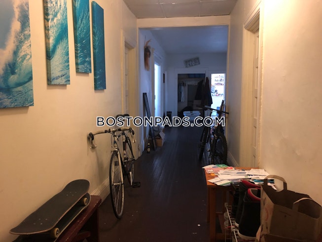 Boston - $5,700+ /mo