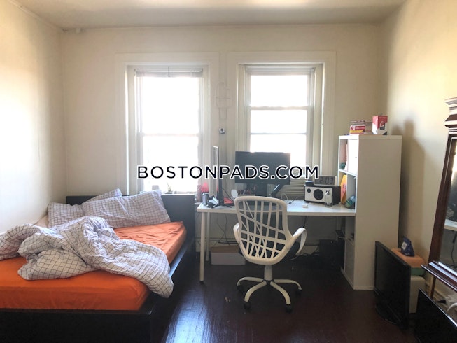 Boston - $5,700+ /mo