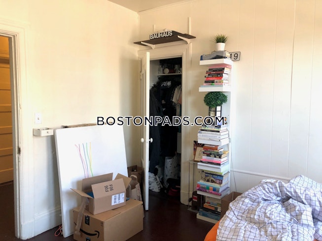 Boston - $5,700+ /mo