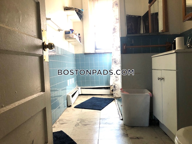 Boston - $5,700+ /mo