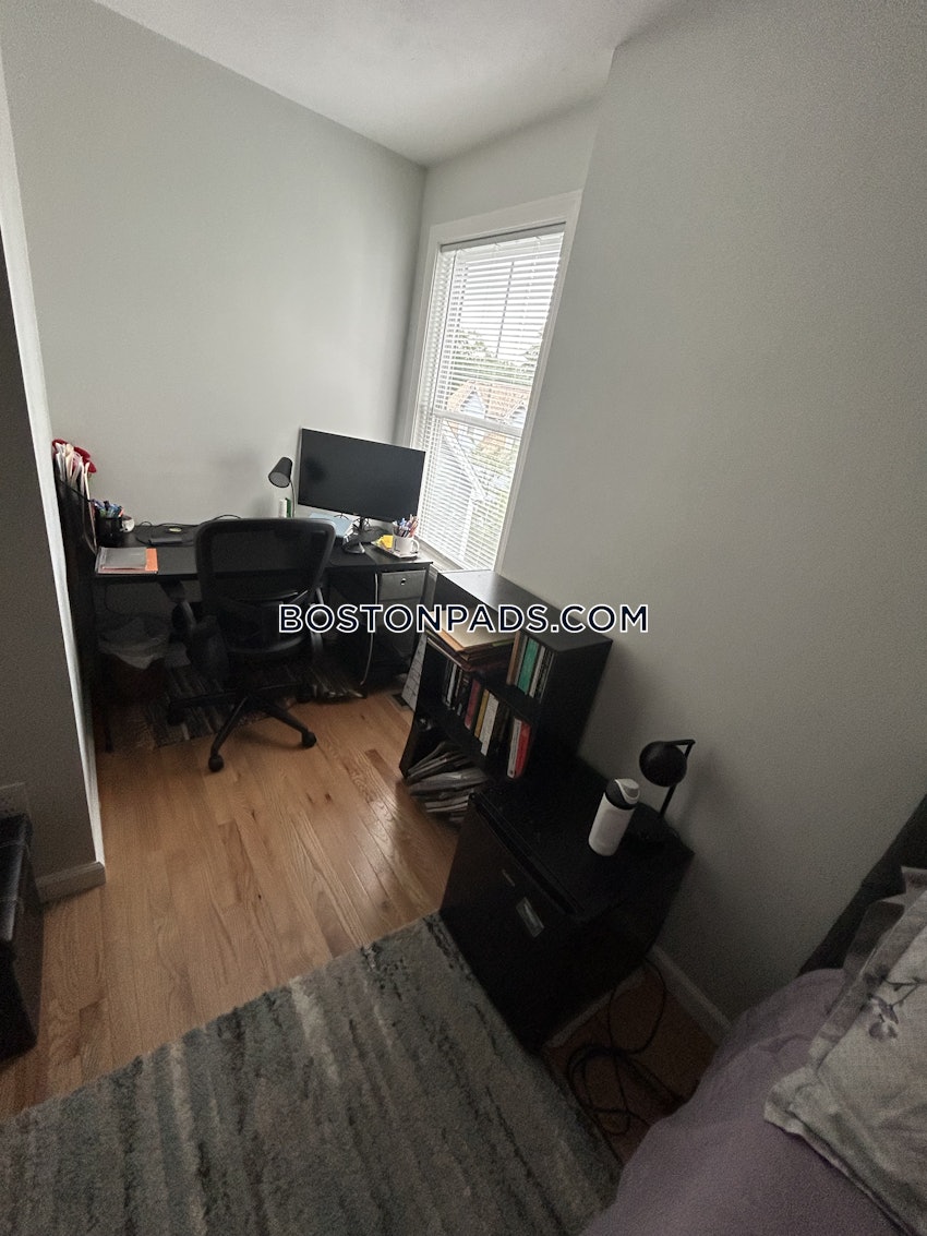 Boston - Hyde Park - 1 Bed, 2.5 Baths - Image 4