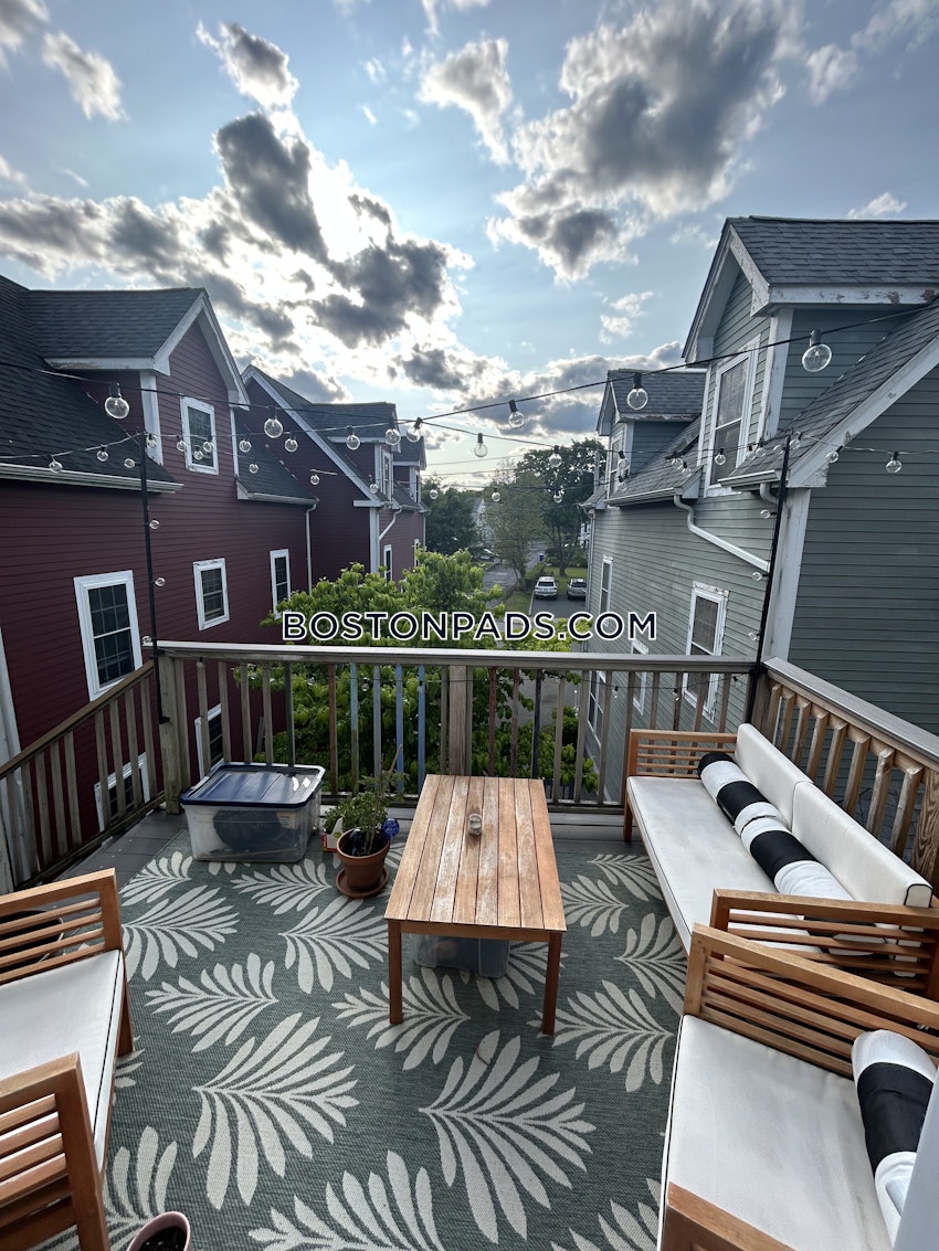Boston - Hyde Park - 1 Bed, 2.5 Baths - Image 3