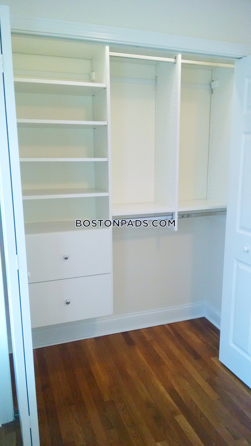 Cambridge - Harvard Square - 3 Beds, 1.5 Baths - Image 14