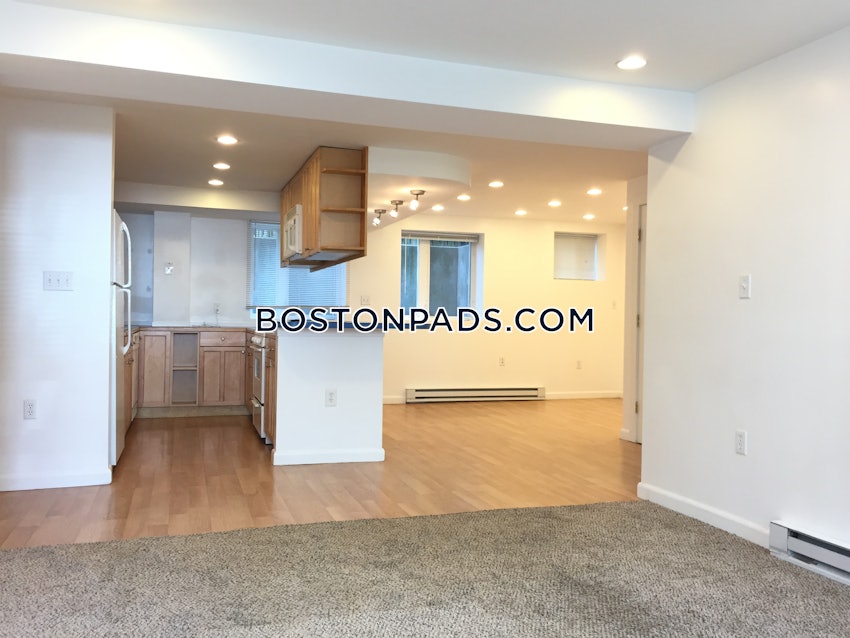 Cambridge - Mt. Auburn/Brattle/ Fresh Pond - 2 Beds, 2 Baths - Image 12