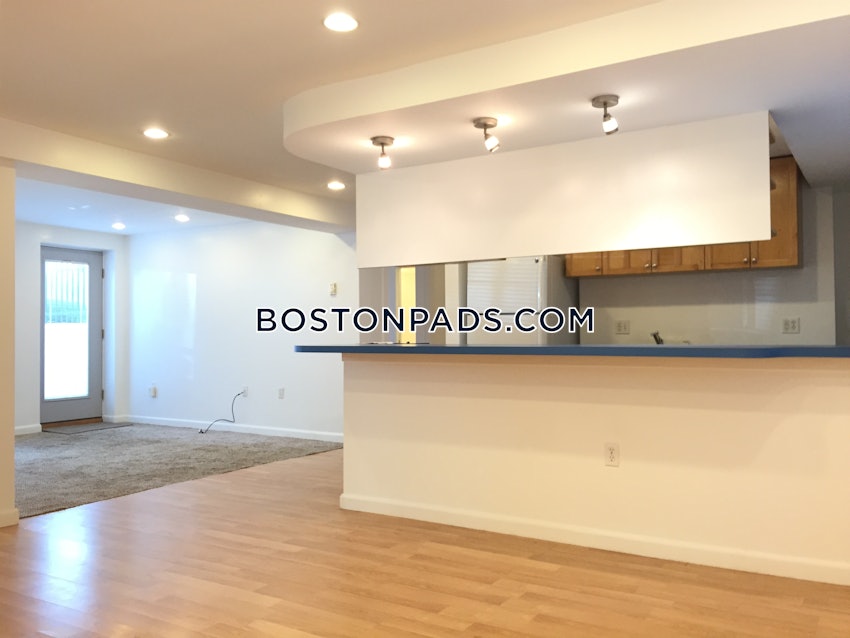 Cambridge - Mt. Auburn/Brattle/ Fresh Pond - 2 Beds, 2 Baths - Image 7