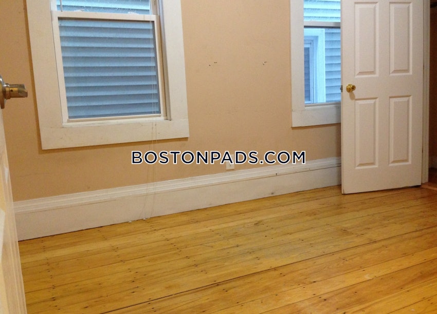 BOSTON - JAMAICA PLAIN - STONY BROOK - 4 Beds, 1 Bath - Image 82