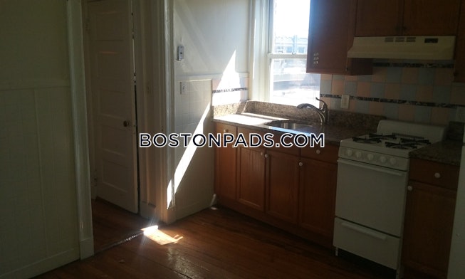 Boston - $2,200+ /mo