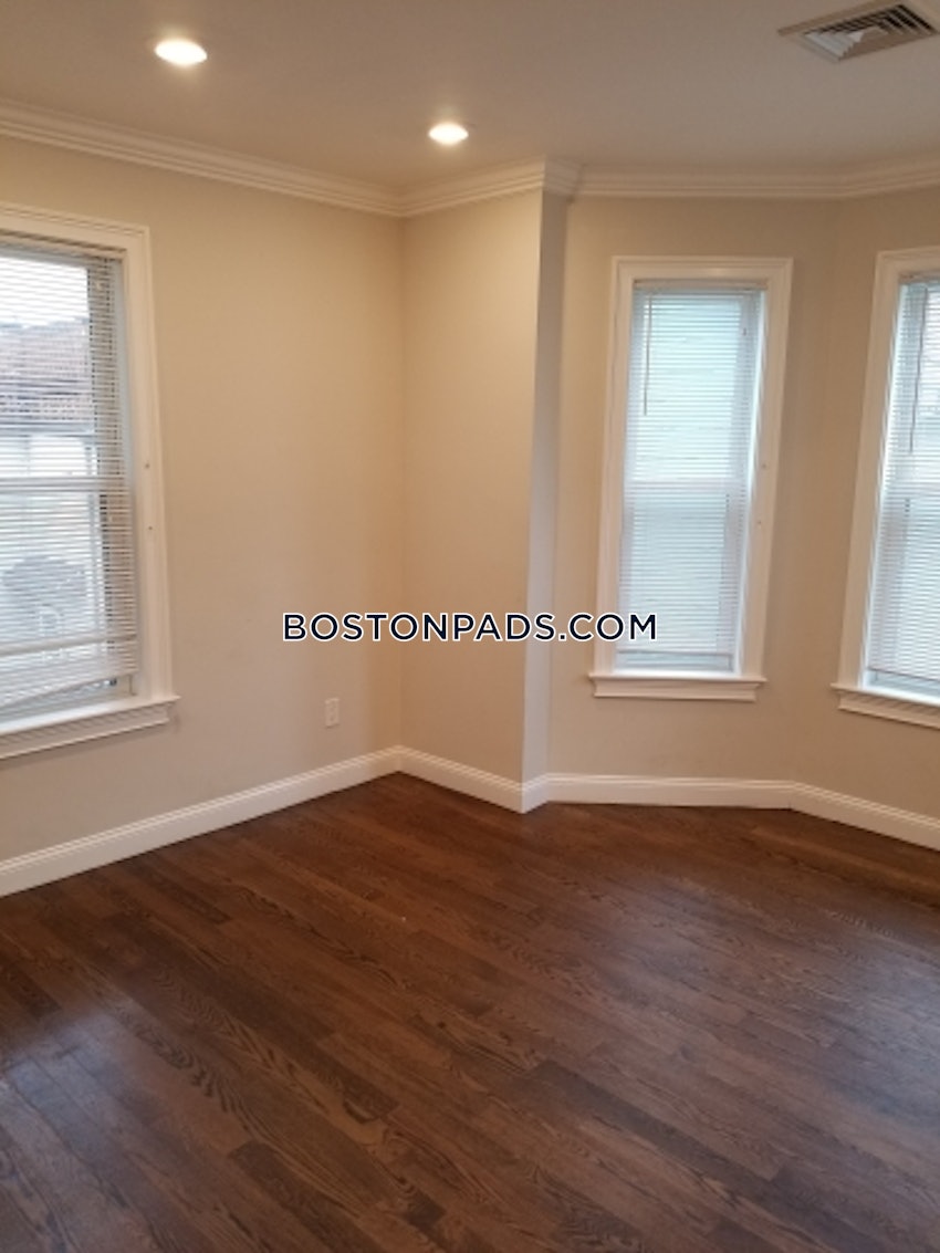 BOSTON - ROXBURY - 4 Beds, 1 Bath - Image 80