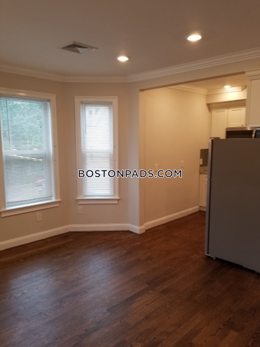 BOSTON - ROXBURY - 4 Beds, 1 Bath - Image 78