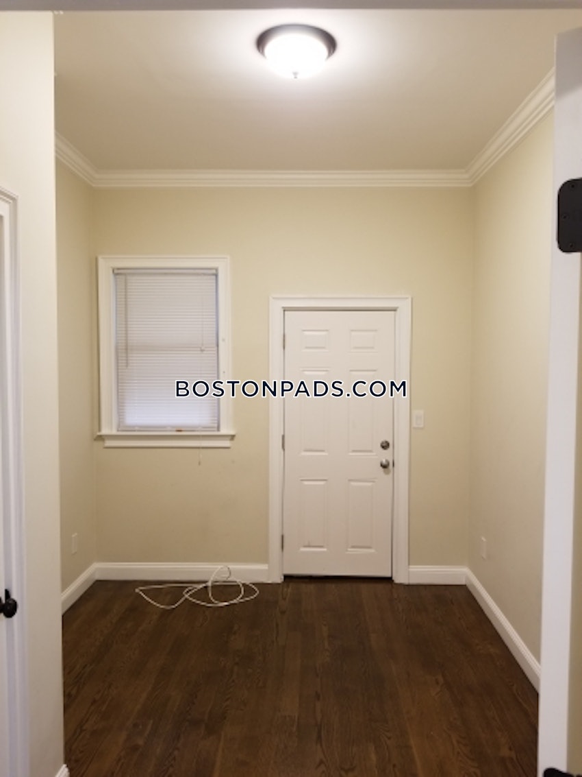 BOSTON - ROXBURY - 4 Beds, 1 Bath - Image 75