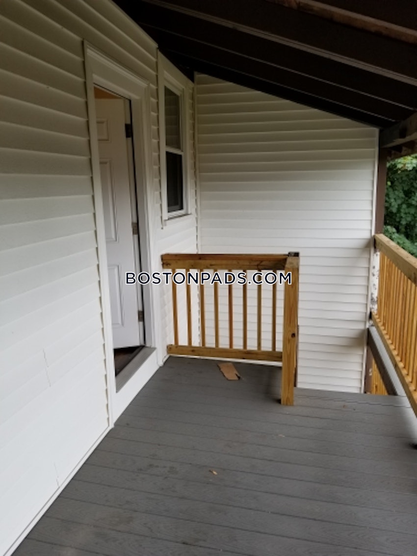 BOSTON - ROXBURY - 4 Beds, 1 Bath - Image 14