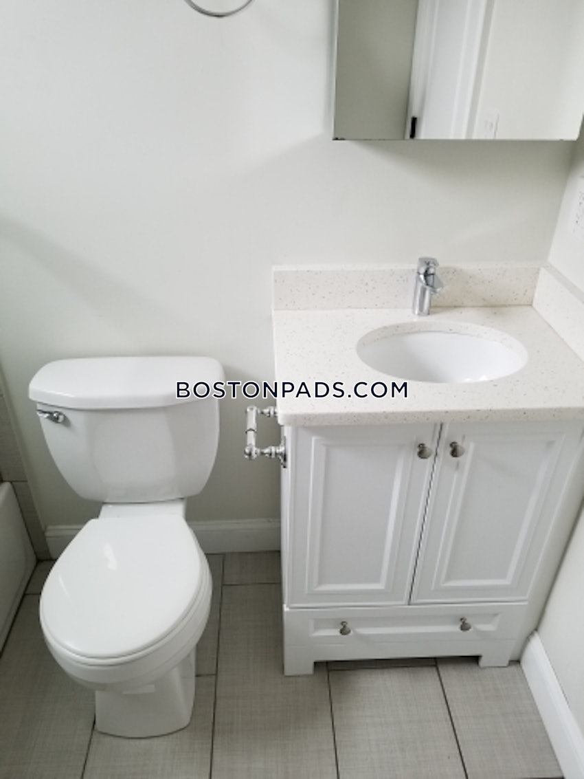 BOSTON - ROXBURY - 4 Beds, 1 Bath - Image 172