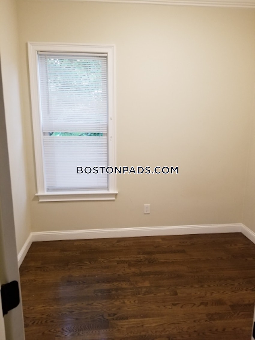 BOSTON - ROXBURY - 4 Beds, 1 Bath - Image 67