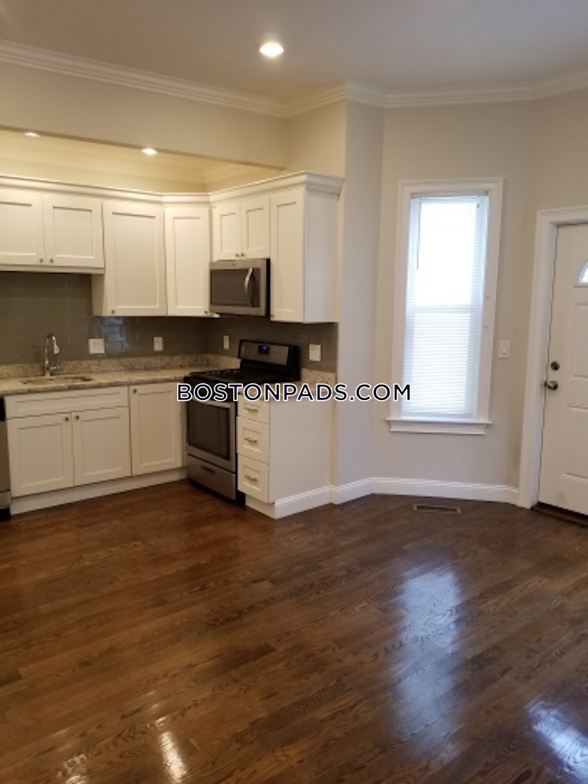 BOSTON - ROXBURY - 4 Beds, 1 Bath - Image 6