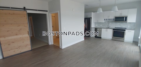 Revere Beach Pkwy Everett photo 18