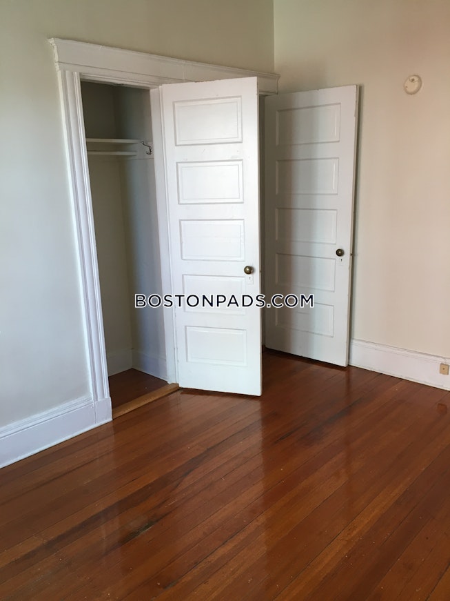 Brookline - $2,300+ /mo