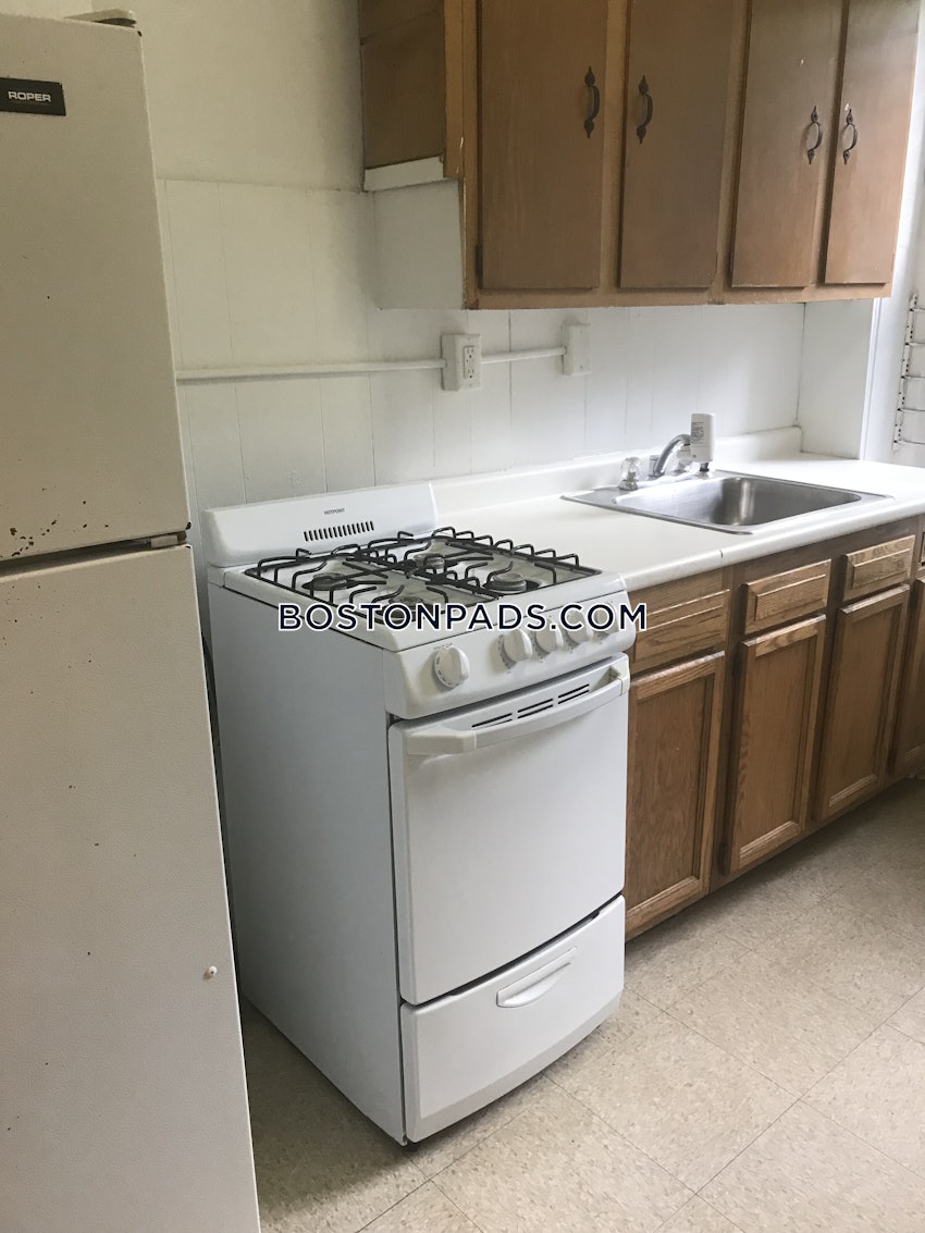Boston - Brighton - Cleveland Circle - 1 Bed, 1 Bath - Image 1