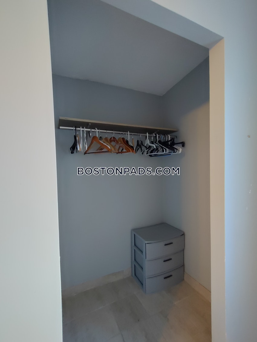 BOSTON - BRIGHTON - BRIGHTON CENTER - 1 Bed, 1 Bath - Image 18