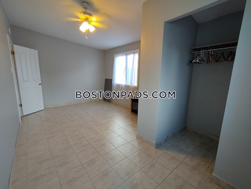 BOSTON - BRIGHTON - BRIGHTON CENTER - 1 Bed, 1 Bath - Image 13