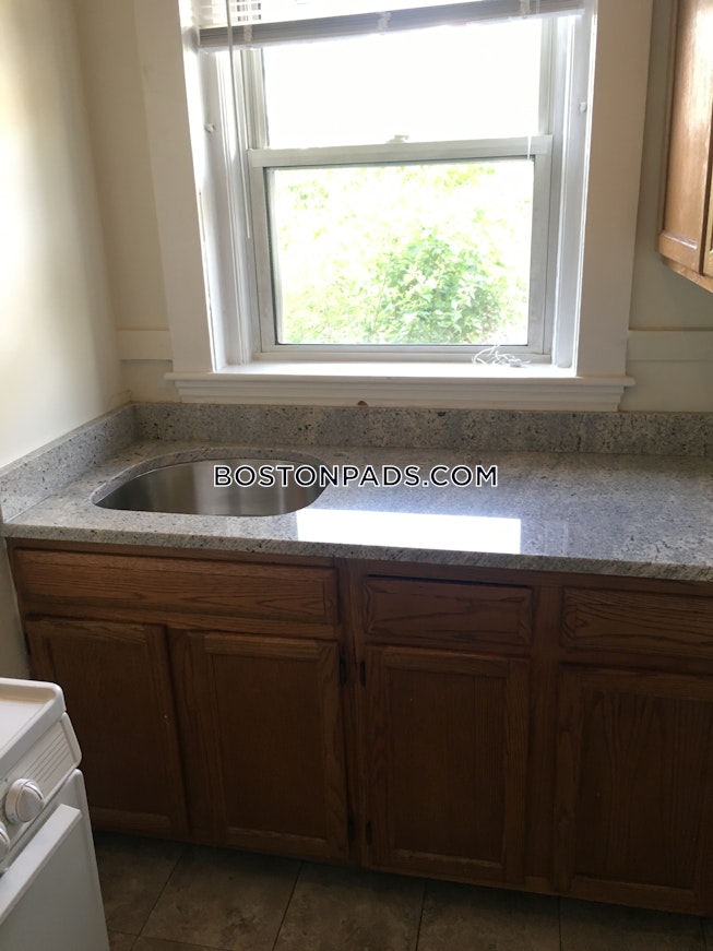 Somerville - $2,350+ /mo