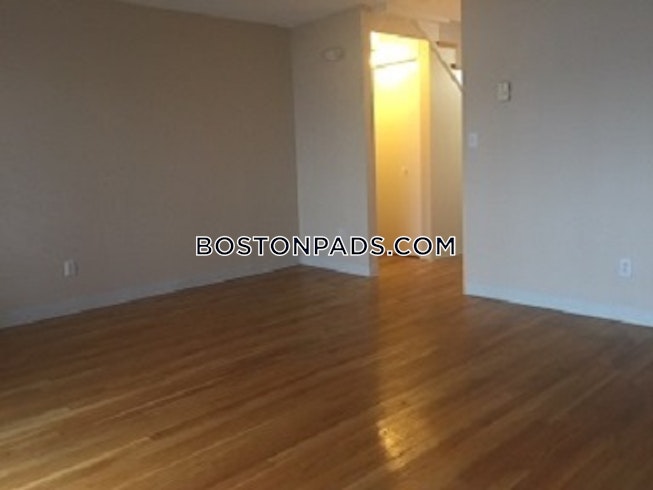 Boston - $3,400+ /mo