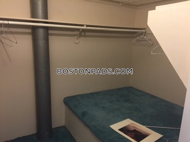 Boston - $3,400+ /mo