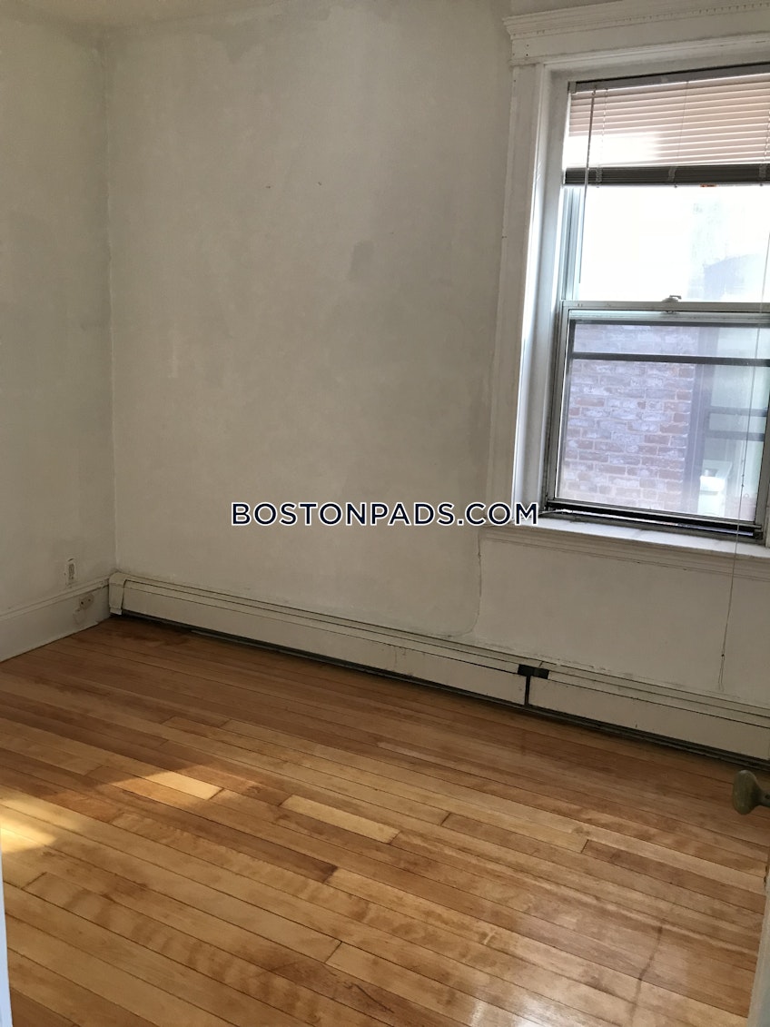 Boston - $3,800+ /month