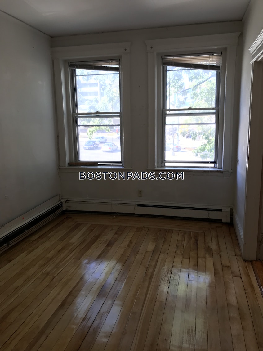 Boston - $3,800+ /month