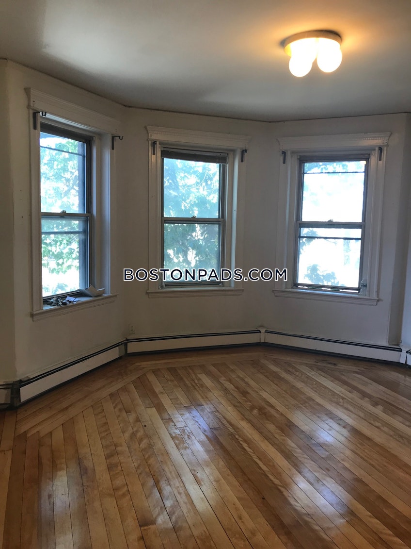 Boston - $3,800+ /month