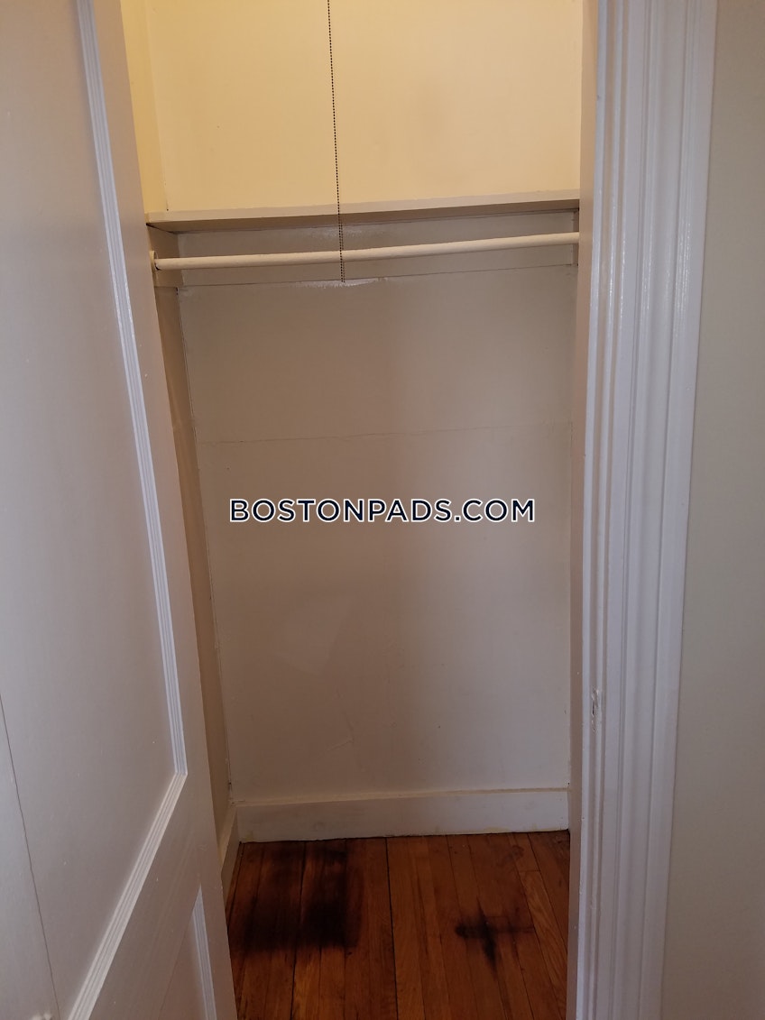 Boston - $2,600+ /month