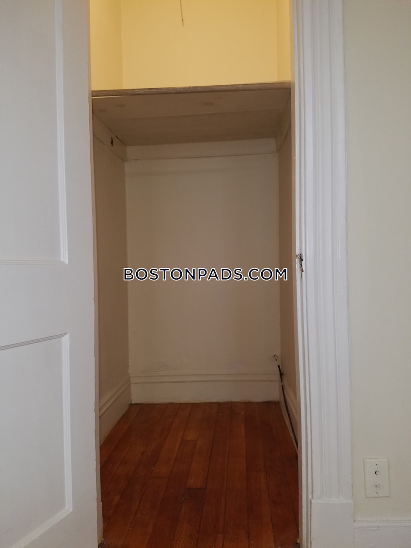 Boston - $2,600+ /month