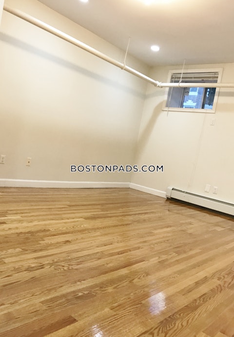 Euston St. Brookline photo 40