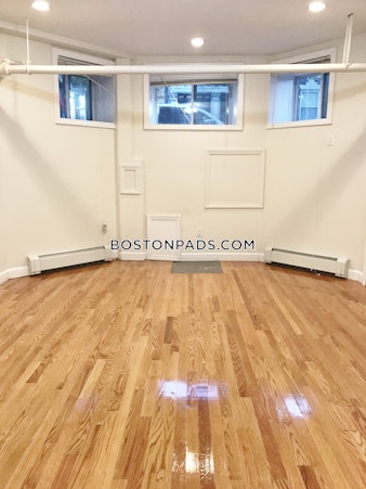 Euston St. Brookline